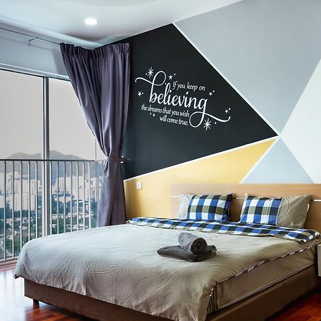Southwest Island Suite By D Imperio Homestay バヤンレパス エクステリア 写真