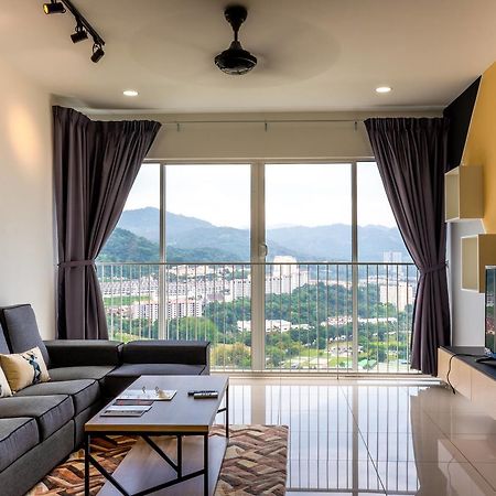 Southwest Island Suite By D Imperio Homestay バヤンレパス エクステリア 写真